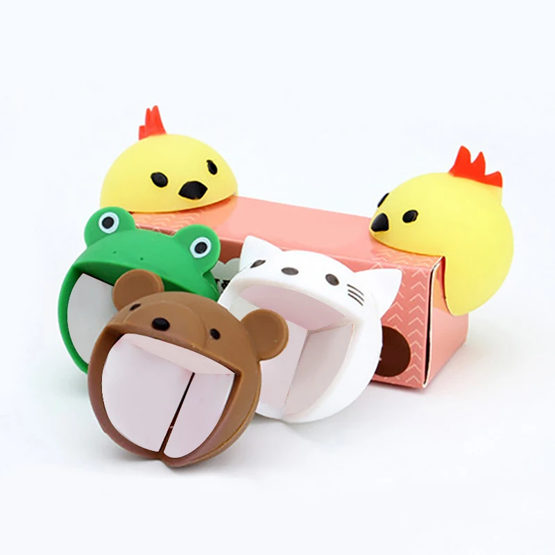 4pcs/lot Cute Cartoon Baby Safety Furniture Corner Guards Soft Child Baby Safety Silicone Table Desk Corner Protector Edge Cover
4pcs/lot Cute Cartoon Baby Safety Furniture Corner Guards Soft Child Baby Safety Silicone Table Desk Corner Protector Edge Cover