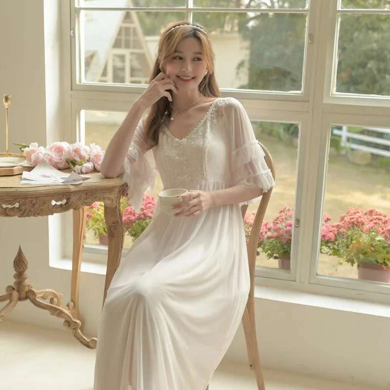 Vintage Summe Gauze Modal Princess Long Nightgowns For female Elegant Lace Night Dress Short Sleeve Sweet Holiday Sleepwear
Vintage Summe Gauze Modal Princess Long Nightgowns For female Elegant Lace Night Dress Short Sleeve Sweet Holiday Sleepwear