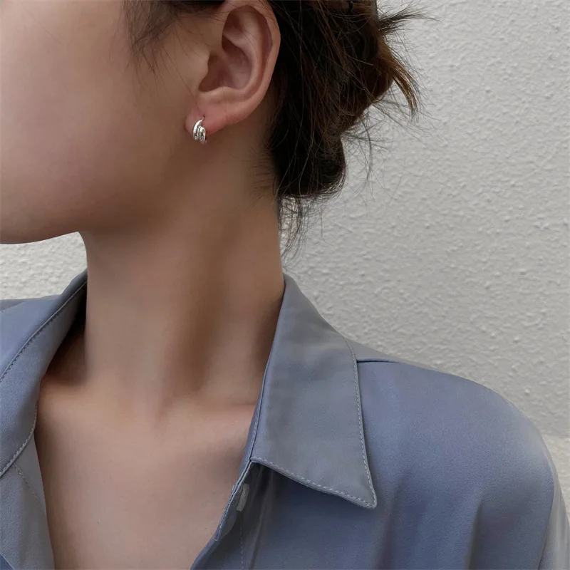 1 Pair Multi Layer Ringed Sterling Silver Stud Earrings Simple Design Ear-ring For Women Beautiful And Elegant Ear Jewelry
1 Pair Multi Layer Ringed Sterling Silver Stud Earrings Simple Design Ear-ring For Women Beautiful And Elegant Ear Jewelry