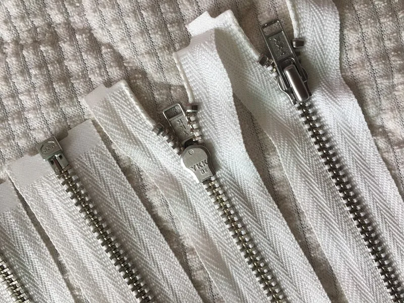2pcs/lot Ykk Zipper White Open End Metal Children's Coat Sewing Clothing Tailor Accessories
2pcs/lot Ykk Zipper White Open End Metal Children's Coat Sewing Clothing Tailor Accessories