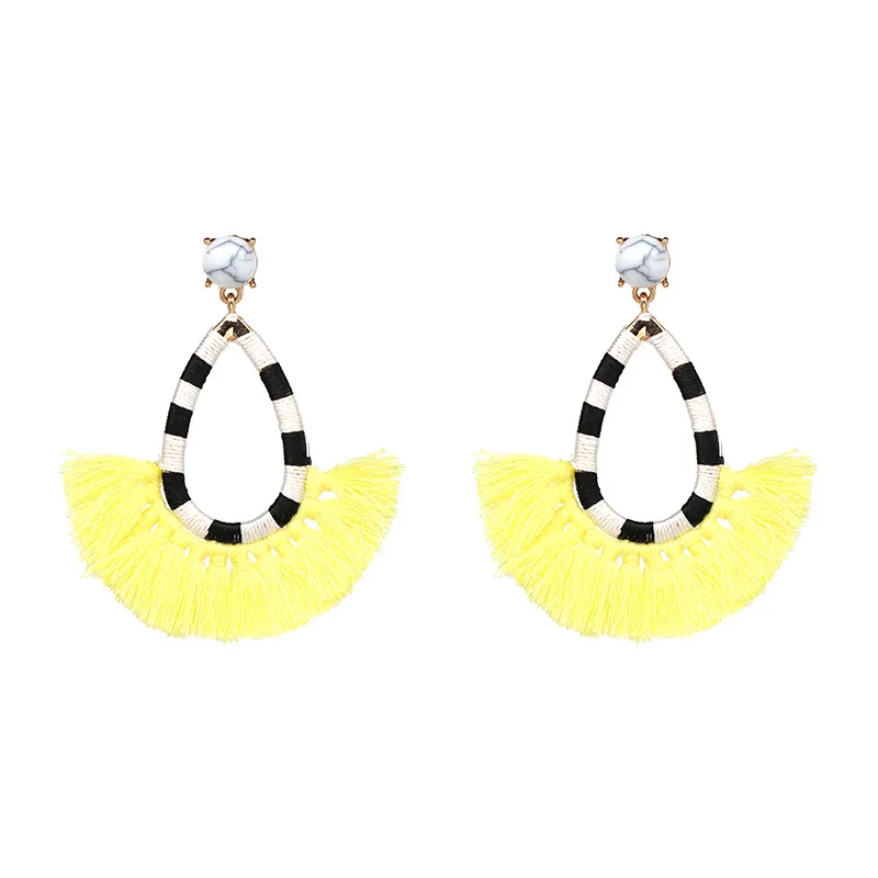 Yellow Oval Tassel Earrings Boho Ethnic Original Vintage Style Long Fringe Earring Bohemian Fashion Jewelry Women Accessories
Yellow Oval Tassel Earrings Boho Ethnic Original Vintage Style Long Fringe Earring Bohemian Fashion Jewelry Women Accessories