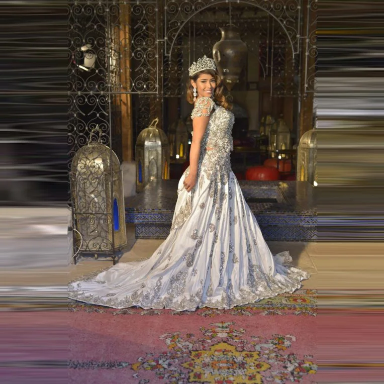 Custom Made Elegant Arabic Dubai Evening Dresses Silver Applique Crystals Moroccan Kaftan Prom Dress Plus Size Formal Party Gown
Custom Made Elegant Arabic Dubai Evening Dresses Silver Applique Crystals Moroccan Kaftan Prom Dress Plus Size Formal Party Gown