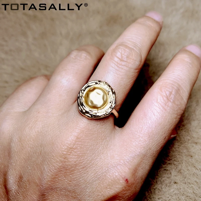 TOTASALLY 2020 Brand New Finger Rings for Women Antique Simulated Stone Geometric Top Rings Ladies Finger Jewelry Gifts Dropship
TOTASALLY 2020 Brand New Finger Rings for Women Antique Simulated Stone Geometric Top Rings Ladies Finger Jewelry Gifts Dropship