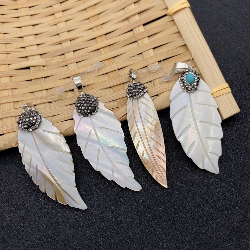 1 Piece of Natural Freshwater Shell White Wing-shaped Shell Pendant with Diamonds DIY Necklace and Earring Making Supplies
1 Piece of Natural Freshwater Shell White Wing-shaped Shell Pendant with Diamonds DIY Necklace and Earring Making Supplies