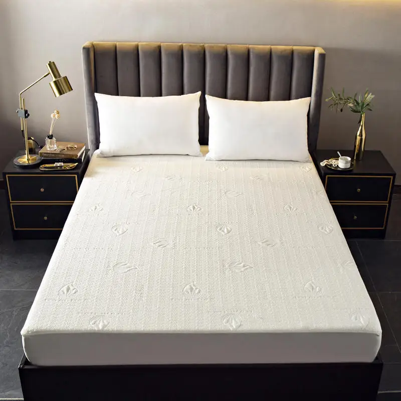 High Quality Bamboo Fiber Waterproof Mattress Cover All-inclusive Jacquard Bed Cover Anti-mite Bed Fitted Sheet No Pillowcase
High Quality Bamboo Fiber Waterproof Mattress Cover All-inclusive Jacquard Bed Cover Anti-mite Bed Fitted Sheet No Pillowcase