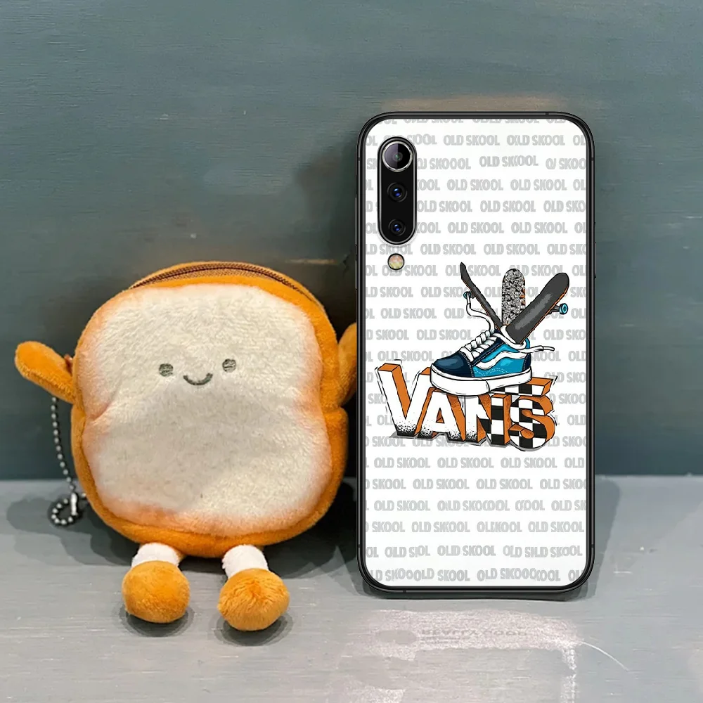 Fashion Brand Vanes Phone Case Cover Hull For Xiaomi Mi 8 9 10 T note 10 Lite Pro 5G A pocox 2 3 black Cover Pretty Shell Tpu
Fashion Brand Vanes Phone Case Cover Hull For Xiaomi Mi 8 9 10 T note 10 Lite Pro 5G A pocox 2 3 black Cover Pretty Shell Tpu