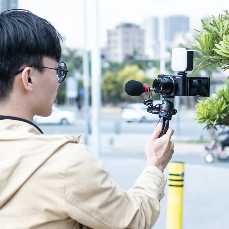 Ulanzi MT-17 Mini Tripod Ballhead 1/4'' Tablet Tripod Adjustable Detachable 360 Rotation Ballhead Smartphone Vlog GoPro9 Tripod
Ulanzi MT-17 Mini Tripod Ballhead 1/4'' Tablet Tripod Adjustable Detachable 360 Rotation Ballhead Smartphone Vlog GoPro9 Tripod