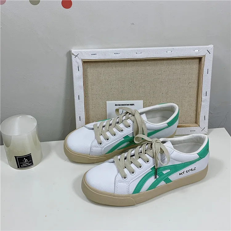 Кроссовки женские с круглым носком, дышащие, низкие, модная обувь для скейтборда, белые, весна 
Кроссовки женские с круглым носком, дышащие, низкие, модная обувь для скейтборда, белые, весна