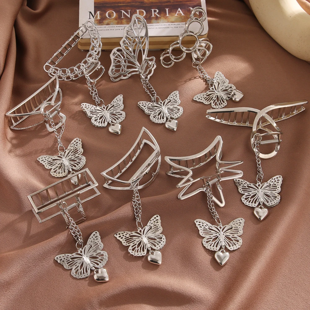Korean Silver Big Hair Claws Elegant New Chain Butterfly Hair Clip Love Heart Pendant Hairpin For Women Girls Hair Accessories
Korean Silver Big Hair Claws Elegant New Chain Butterfly Hair Clip Love Heart Pendant Hairpin For Women Girls Hair Accessories