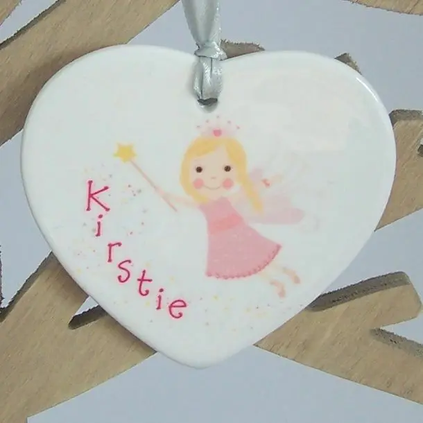 Сказочное керамическое сердце-персонализированное украшение для рождественской елки
Сказочное керамическое сердце-персонализированное украшение для рождественской елки