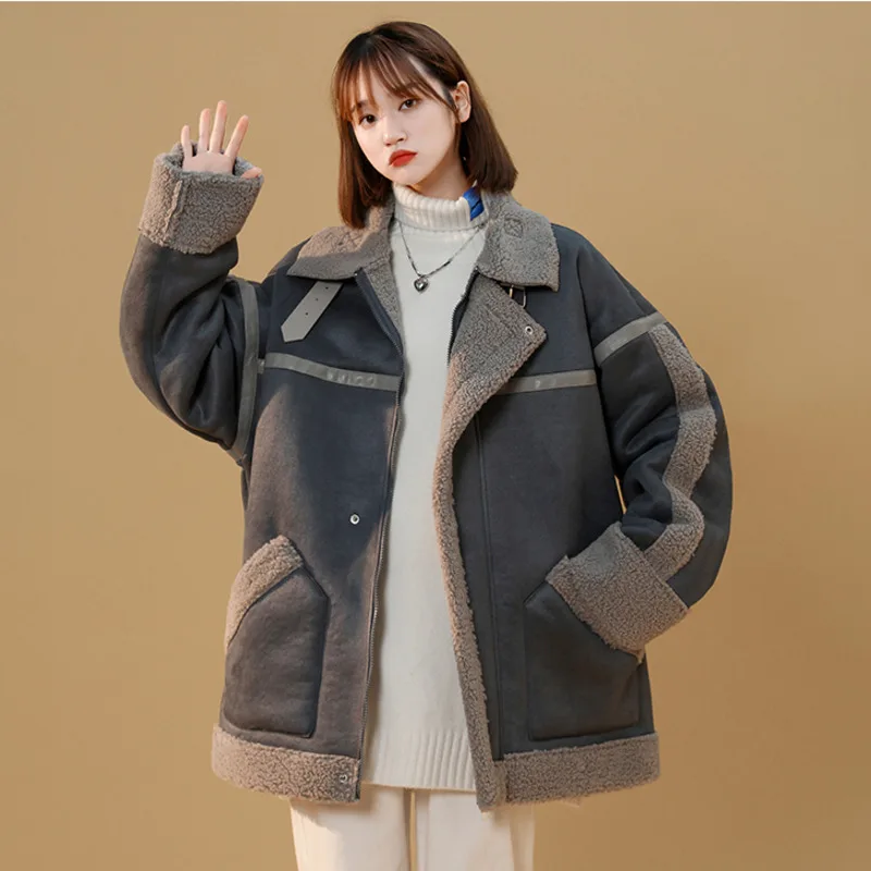 Vintage Woolen Coat Women 2021 New Winter Korean Lamb Wool Stitching Lapel Long-Sleeve Loose Fashion Short Cotton Jacket Female
Vintage Woolen Coat Women 2021 New Winter Korean Lamb Wool Stitching Lapel Long-Sleeve Loose Fashion Short Cotton Jacket Female