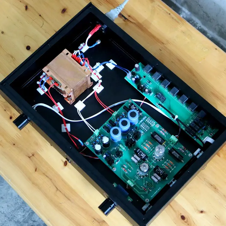 Новый готовый рефлектор Conrad-Johnson PV12 circuit 12AU7 трубный преусилитель 3 дорожных входа