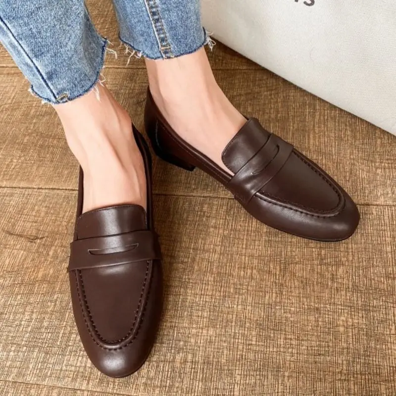 Coolcept Women Flats Real Leather Shoes New Fashion Slip On Lofers Round Toe Ladies Footwear Vintage Shoes Size 34-40
Coolcept Women Flats Real Leather Shoes New Fashion Slip On Lofers Round Toe Ladies Footwear Vintage Shoes Size 34-40