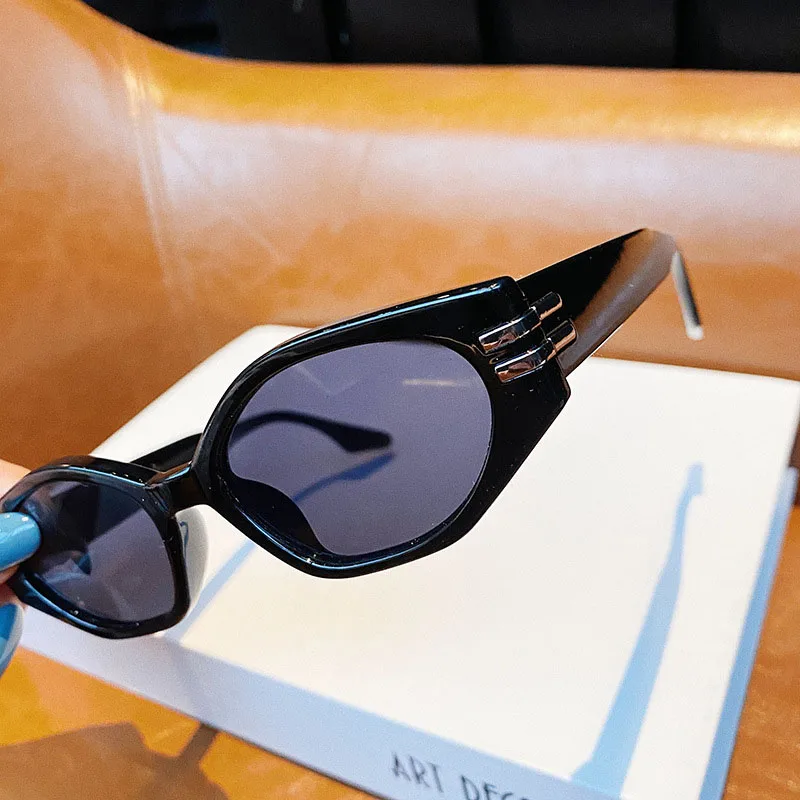 SO&EI Fashion Irregular Cat Eye Sunglasses Women Vintage Oval Blue Tea Eyewear Men Shades UV400 Sun Glasses
SO&EI Fashion Irregular Cat Eye Sunglasses Women Vintage Oval Blue Tea Eyewear Men Shades UV400 Sun Glasses