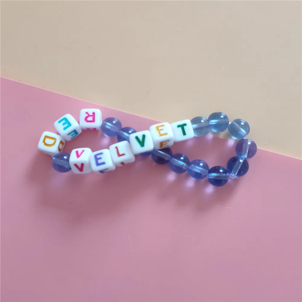 1pcs Red Velvet Beaded Bracelet kpop fashion high quality for women Jewelry K-pop Red velvet Bracelet new arrivals
1pcs Red Velvet Beaded Bracelet kpop fashion high quality for women Jewelry K-pop Red velvet Bracelet new arrivals