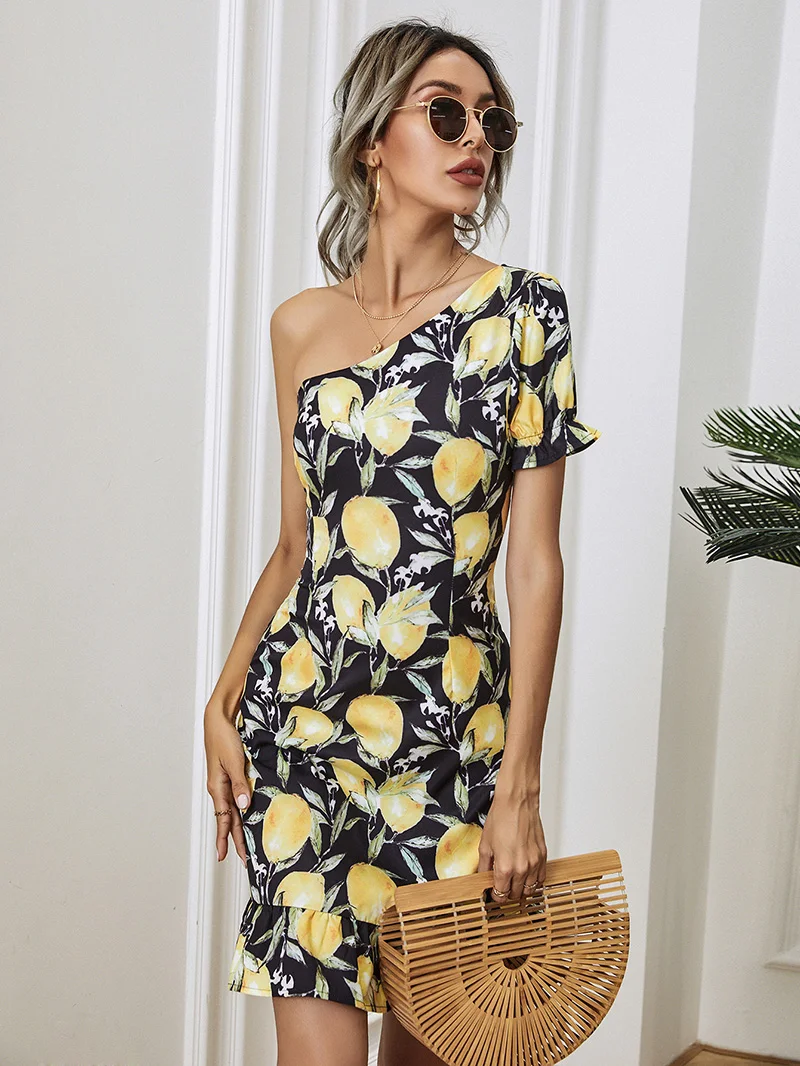 ITOOLIN 2021 Printed Lemon Mini Bodycon Dress Women Y2k Summer One Shoulder Ruffle Sleeve Beach Style Dresses Female Vestidos 
ITOOLIN 2021 Printed Lemon Mini Bodycon Dress Women Y2k Summer One Shoulder Ruffle Sleeve Beach Style Dresses Female Vestidos