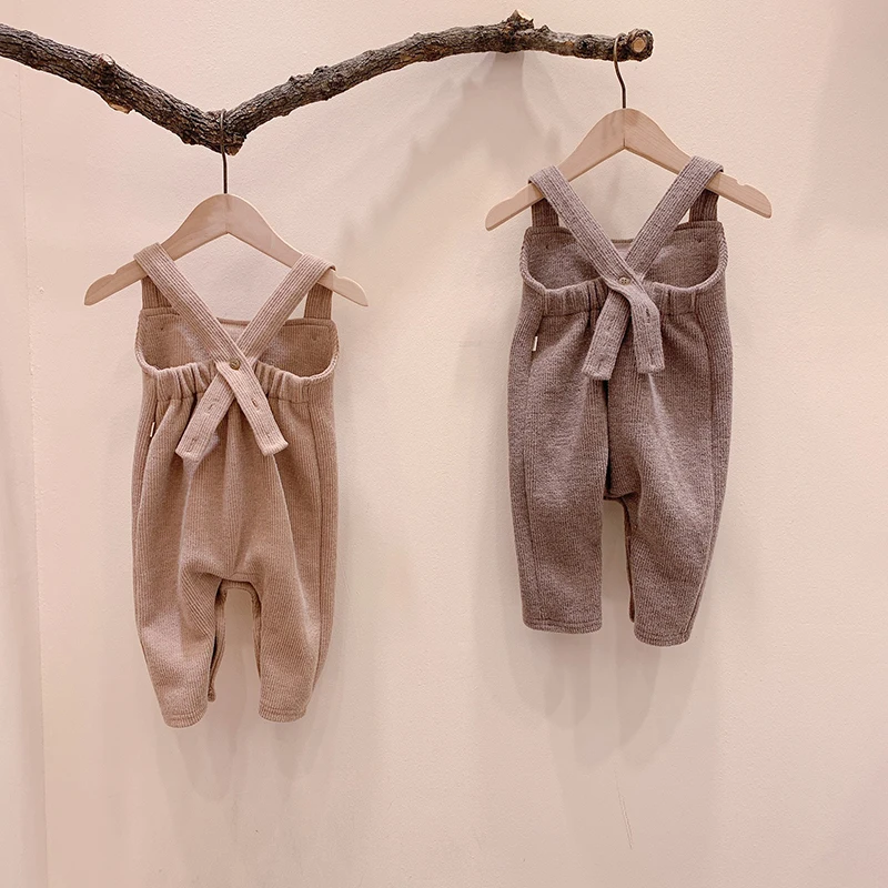 Baby Boys Girls Romper Infant Simple Soild Color Overalls Korean Fashion Children Cross Back Straps Suspender Pants 0-24M
Baby Boys Girls Romper Infant Simple Soild Color Overalls Korean Fashion Children Cross Back Straps Suspender Pants 0-24M