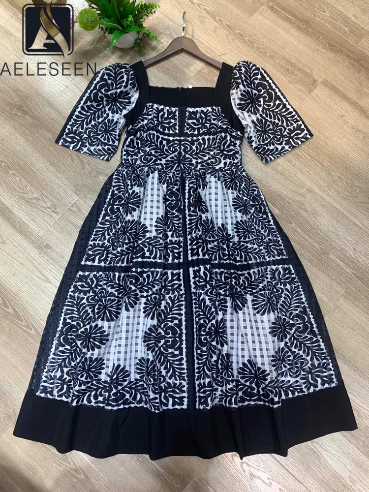 AELESEEN Women's Vintage Summer Dress 2022 Runway Fashion Square Collar Black Flower Printed Plaid Midi Elegant Party
AELESEEN Women's Vintage Summer Dress 2022 Runway Fashion Square Collar Black Flower Printed Plaid Midi Elegant Party
