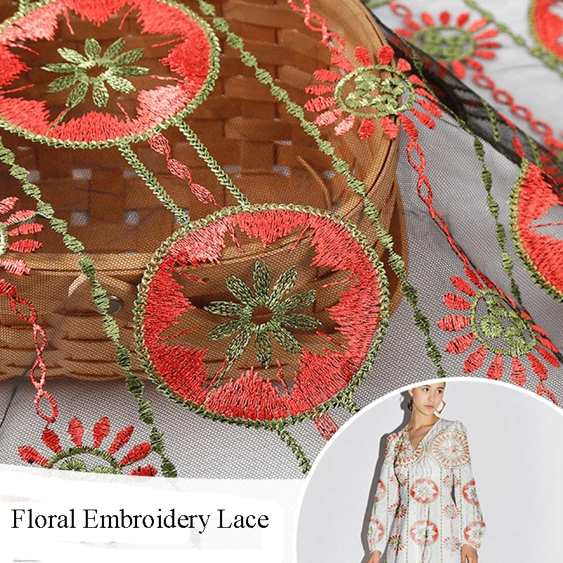 Зеленая, красная, Цветочная вышивка, сетка, кружево, стёганая ткань, ткань для свадебного платья 
Зеленая, красная, Цветочная вышивка, сетка, кружево, стёганая ткань, ткань для свадебного платья
