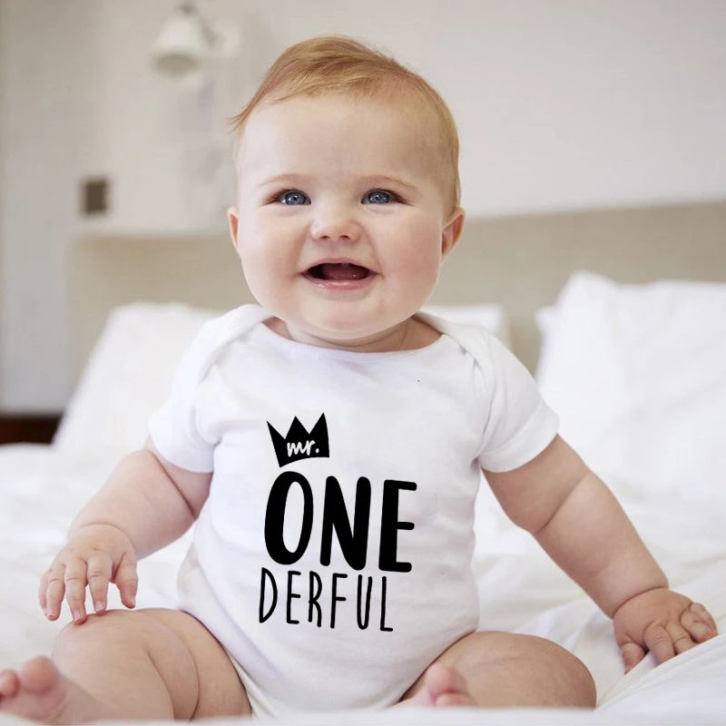 Mr One-derful Print Newborn Baby Clothes Cotton Short Sleeve Baby Boys 1st Birthday Body First Birthday Outfit for Boys
Mr One-derful Print Newborn Baby Clothes Cotton Short Sleeve Baby Boys 1st Birthday Body First Birthday Outfit for Boys