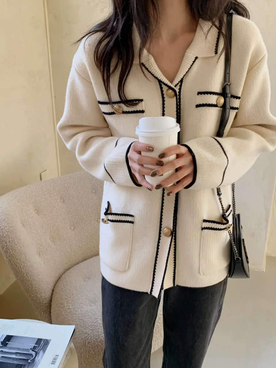 Retro Lapel Long Sleeve Jacket Ladies Korean Autumn/Winter 2021 New Knitted Top Cardigan Sweater
Retro Lapel Long Sleeve Jacket Ladies Korean Autumn/Winter 2021 New Knitted Top Cardigan Sweater