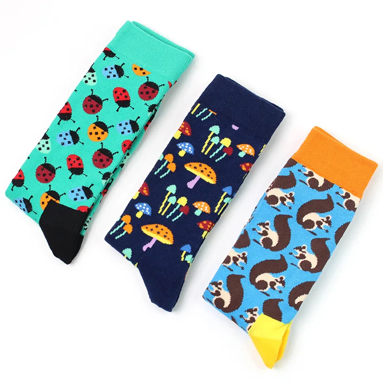 Spring and summer new cartoon creative animal ladybird men and women cotton socks trend couple happy socks
Spring and summer new cartoon creative animal ladybird men and women cotton socks trend couple happy socks