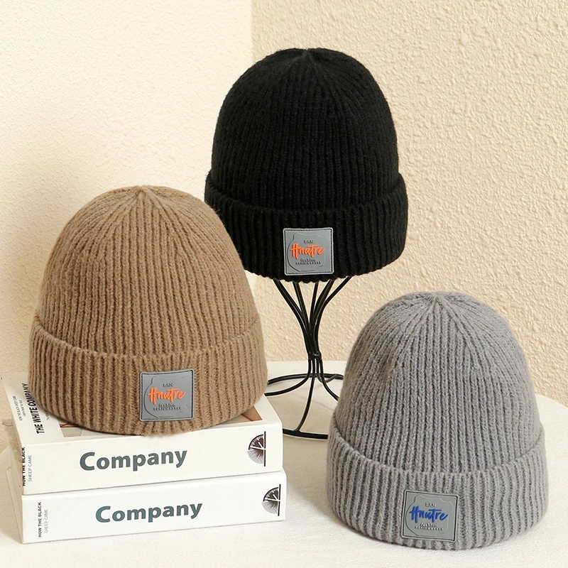 NEW 11 Letter Colors Casual Beanies for Men Women Fashion Knitted Winter Hat Solid Hip-hop Skullies Hat Bonnet Unisex Cap
NEW 11 Letter Colors Casual Beanies for Men Women Fashion Knitted Winter Hat Solid Hip-hop Skullies Hat Bonnet Unisex Cap