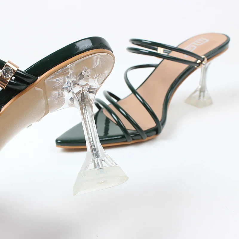 Women's Sandals, European and American Fashion Fashion Fashion, Pointed Pu Ribbon Crystal High Heel Two Wear Sandals 35-41
Women's Sandals, European and American Fashion Fashion Fashion, Pointed Pu Ribbon Crystal High Heel Two Wear Sandals 35-41