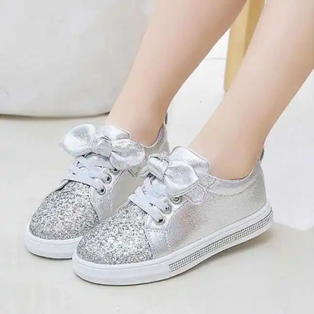 Girls Sneakers Lace Up Shoes Kids Flats Platform Shoes Girls Bling Casual Shoes Toddler Butterfly-knot children skateboard
Girls Sneakers Lace Up Shoes Kids Flats Platform Shoes Girls Bling Casual Shoes Toddler Butterfly-knot children skateboard