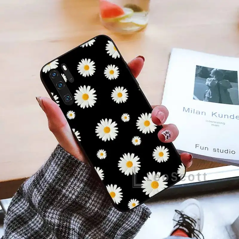 Black White Flower Daisy Phone Case For Huawei P9 P10 P20 P30 Pro Lite smart Mate 10 Lite 20 Y5 Y6 Y7 2018 2019
Black White Flower Daisy Phone Case For Huawei P9 P10 P20 P30 Pro Lite smart Mate 10 Lite 20 Y5 Y6 Y7 2018 2019