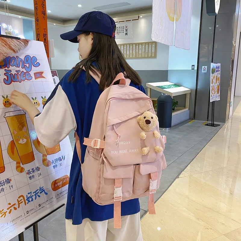 Schoolbag female ins campus backpack Korean junior high school students contrast color cute girl doll shoulder bag
Schoolbag female ins campus backpack Korean junior high school students contrast color cute girl doll shoulder bag