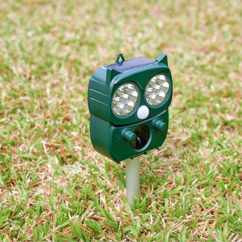 Solar Powered Ultrasonic Animal Repeller Outdoor Bird Cat Dog Sound Repellent Animal Pest Mouse Repeller for Outdoor Gardening
Solar Powered Ultrasonic Animal Repeller Outdoor Bird Cat Dog Sound Repellent Animal Pest Mouse Repeller for Outdoor Gardening