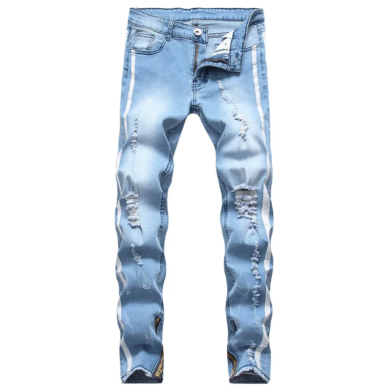 European and American popular logo cowboy male personality badge printing feet of cultivate morality pants ripped jeans 
European and American popular logo cowboy male personality badge printing feet of cultivate morality pants ripped jeans
