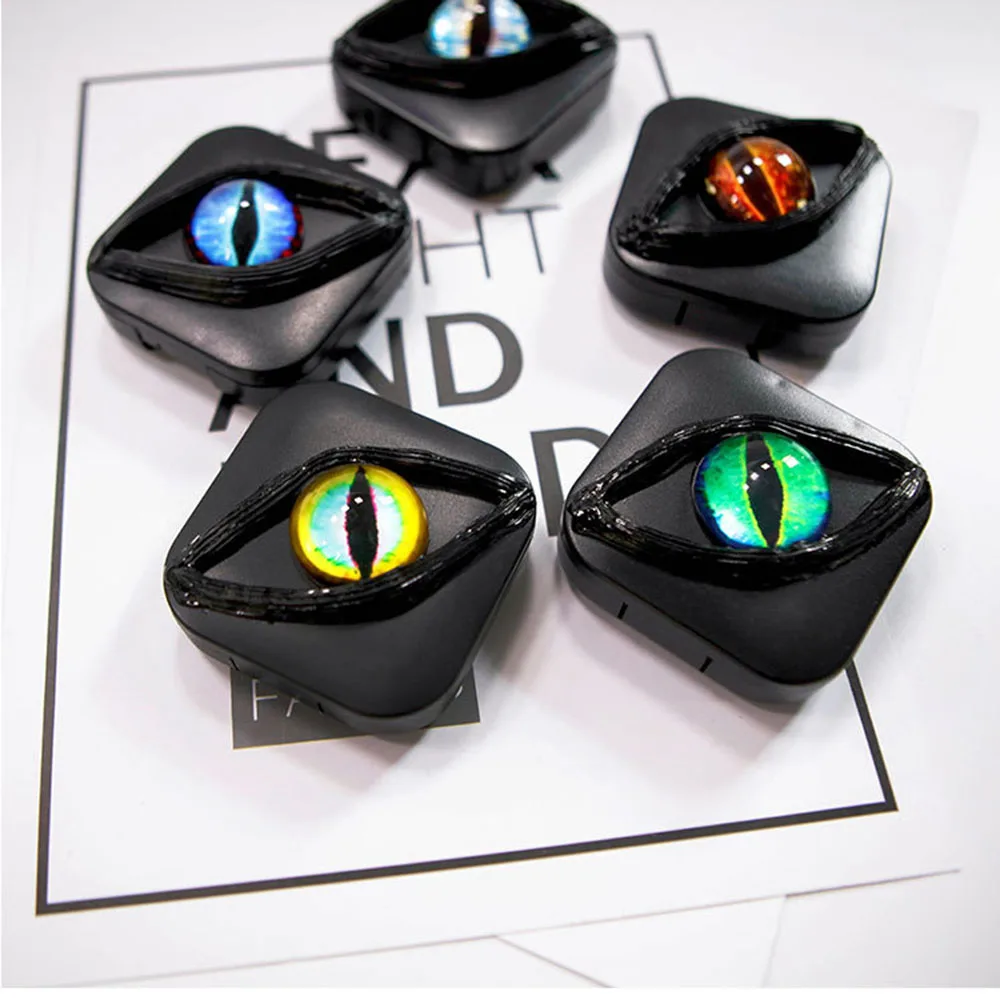 Horror Eye Personality Contact Lens Case With Make Up Mirror Women Companion Box Eyes Cartoon Portable Lovely Travel Kit Box
Horror Eye Personality Contact Lens Case With Make Up Mirror Women Companion Box Eyes Cartoon Portable Lovely Travel Kit Box