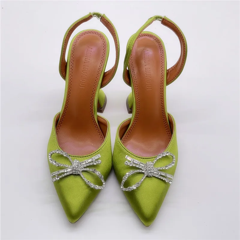 2021 European and American new style ladies high-heeled sandals with butterfly buckle decoration
2021 European and American new style ladies high-heeled sandals with butterfly buckle decoration
