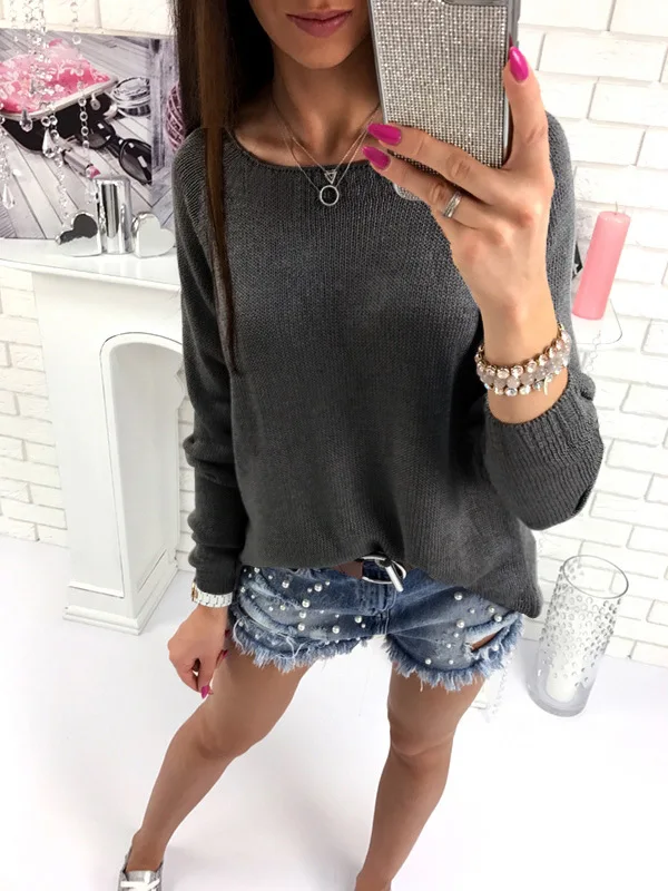 women sweaters 2020 winter hot sale sexy computer knitted back zipper backless girl fashion solid button sweaters 
women sweaters 2020 winter hot sale sexy computer knitted back zipper backless girl fashion solid button sweaters