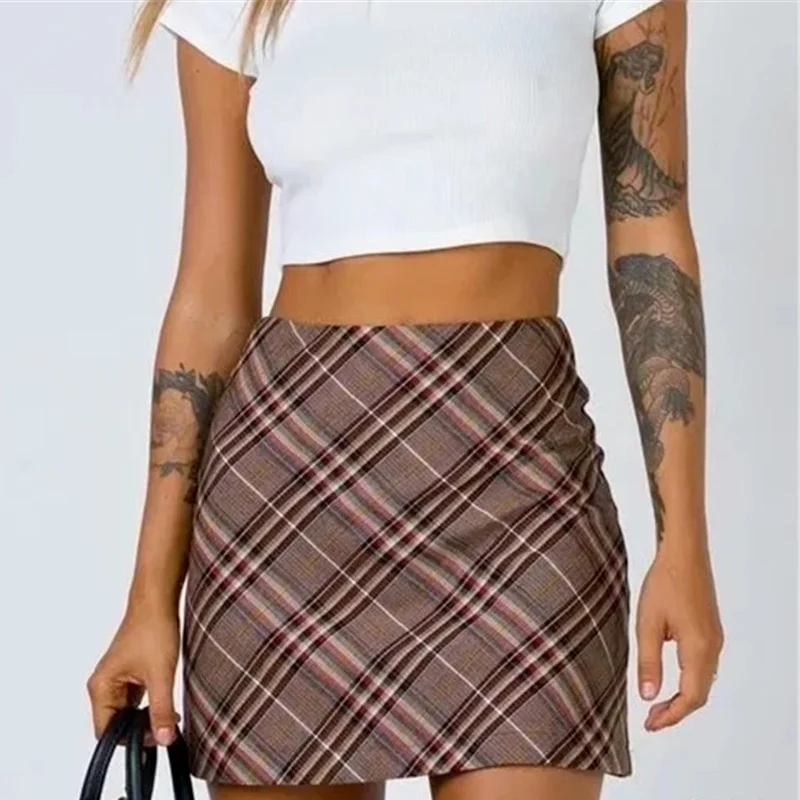 HOUZHOU Vintage High Waist Plaid Skirt Women 2021 Summer Back Zipper A-line Mini Skirt England Style Fashion Girl Y2K Streetwear
HOUZHOU Vintage High Waist Plaid Skirt Women 2021 Summer Back Zipper A-line Mini Skirt England Style Fashion Girl Y2K Streetwear