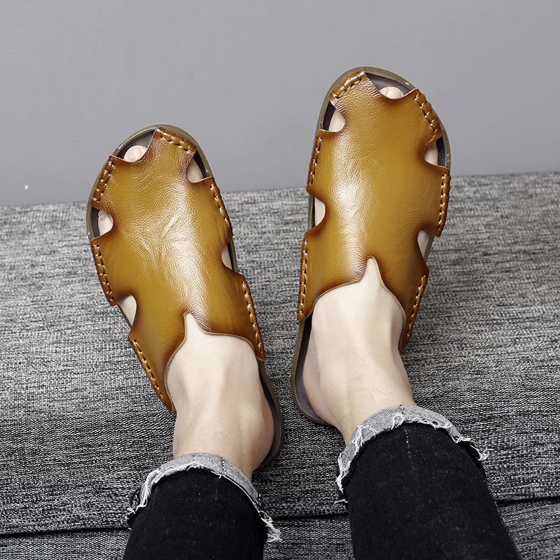 2021 Summer New Men's Outdoor Leather Flip-Flops Luxury Brand Designer Original Slipper Fashion Casual Beach Slipper Big Size 46
2021 Summer New Men's Outdoor Leather Flip-Flops Luxury Brand Designer Original Slipper Fashion Casual Beach Slipper Big Size 46