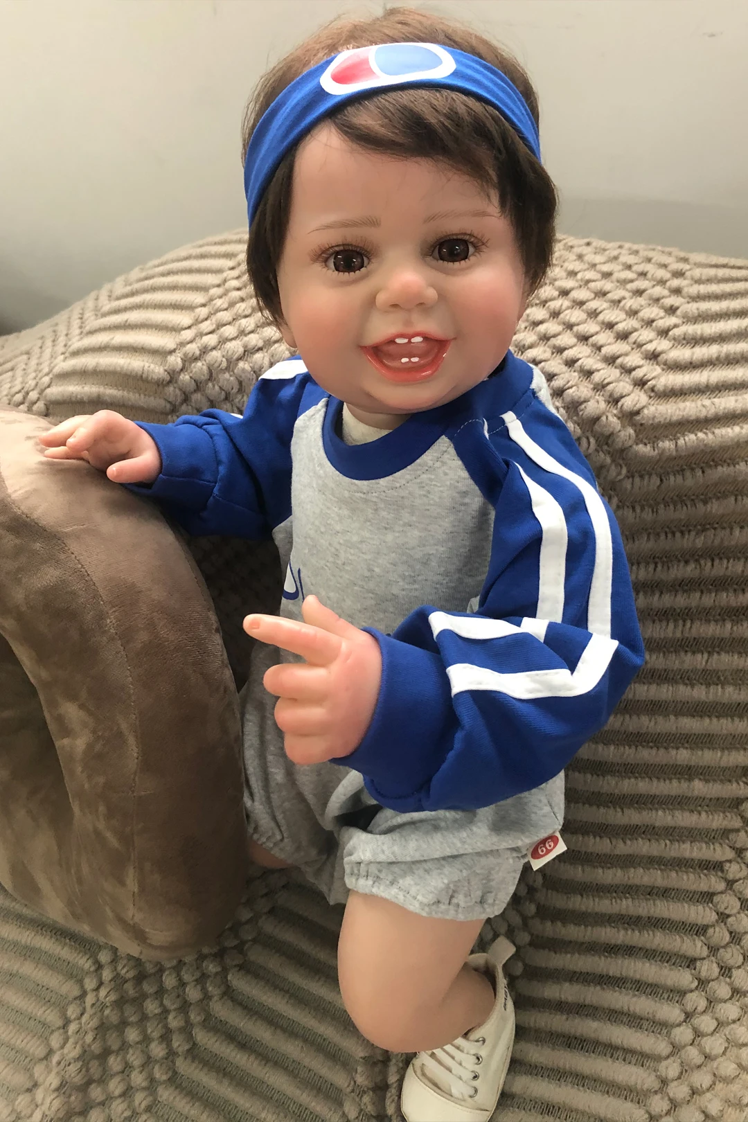 3D-Painted Skin 68 CM Reborn Baby Doll Cloth Body Real Touch Realistic Baby Dolls That Look Real For Children Christmas Gift
3D-Painted Skin 68 CM Reborn Baby Doll Cloth Body Real Touch Realistic Baby Dolls That Look Real For Children Christmas Gift