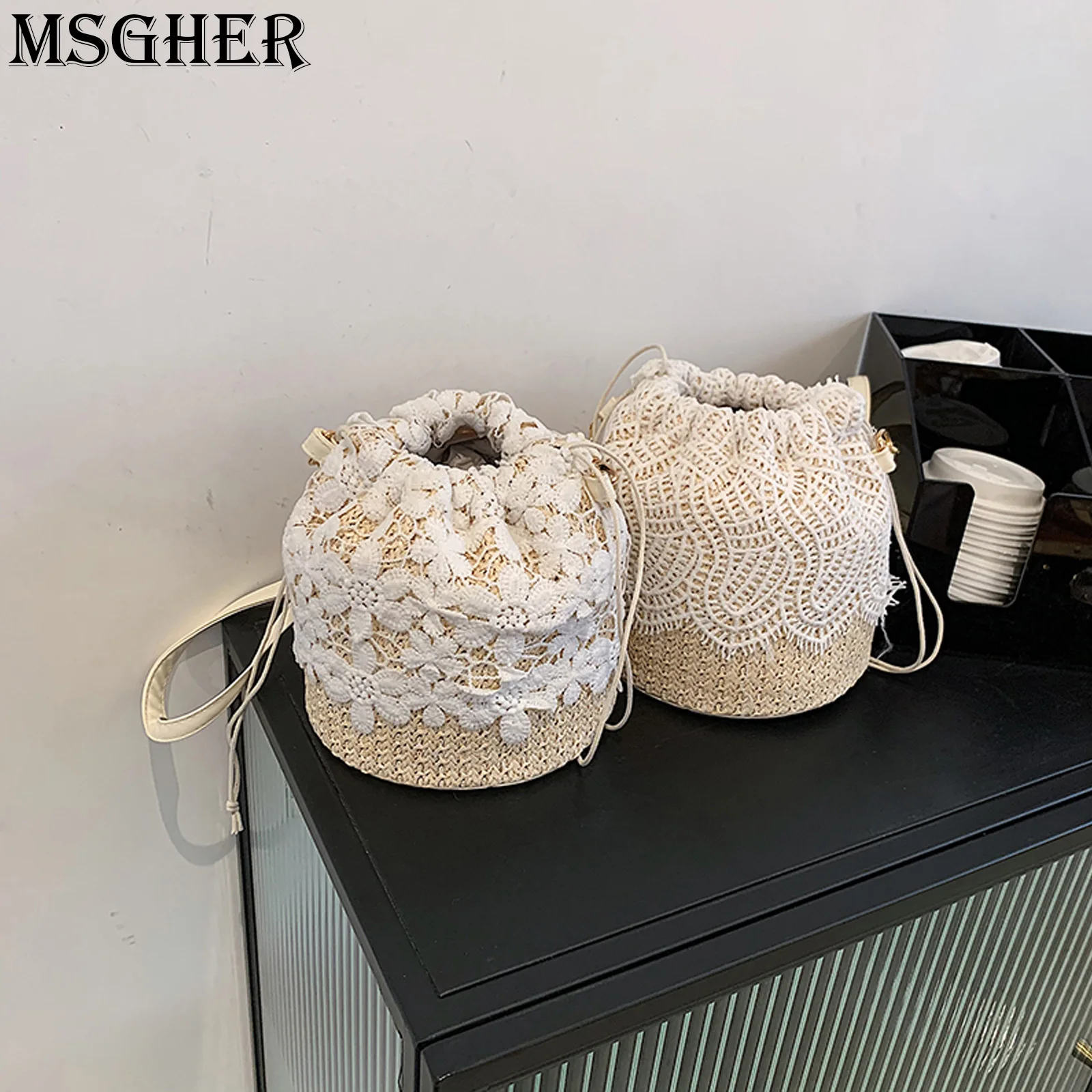 Summer Woven Straw Bag Lace Flower Pattern Bucket Bag Hand-held Beach Bag One-shoulder Slant Straddle Lightweight Sweet Girls
Summer Woven Straw Bag Lace Flower Pattern Bucket Bag Hand-held Beach Bag One-shoulder Slant Straddle Lightweight Sweet Girls