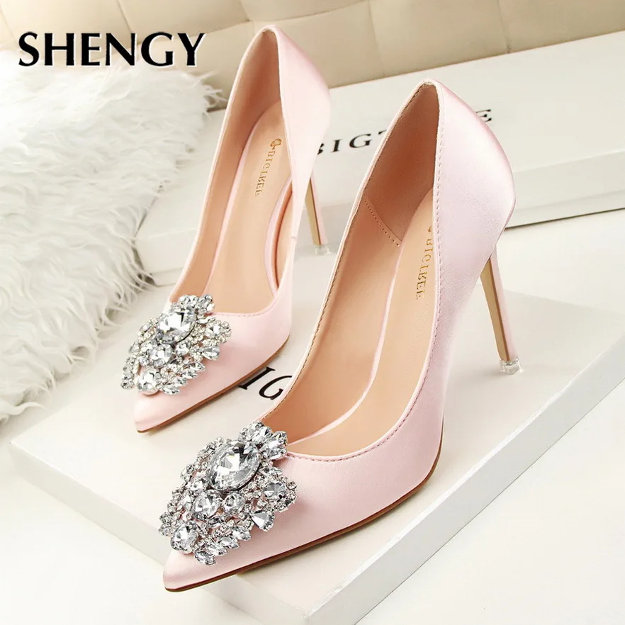 2020 Office Spring Autumn Flock Crystal High Heels Women Fashion High Heels 10cm Heels Pumps Party Shoes
2020 Office Spring Autumn Flock Crystal High Heels Women Fashion High Heels 10cm Heels Pumps Party Shoes