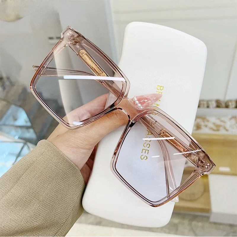 New Vintage Square Oversized Sunglasses Women Men Brand Designer Transparent Gradient Sun Glasses Big Frame Eyewear UV400
New Vintage Square Oversized Sunglasses Women Men Brand Designer Transparent Gradient Sun Glasses Big Frame Eyewear UV400