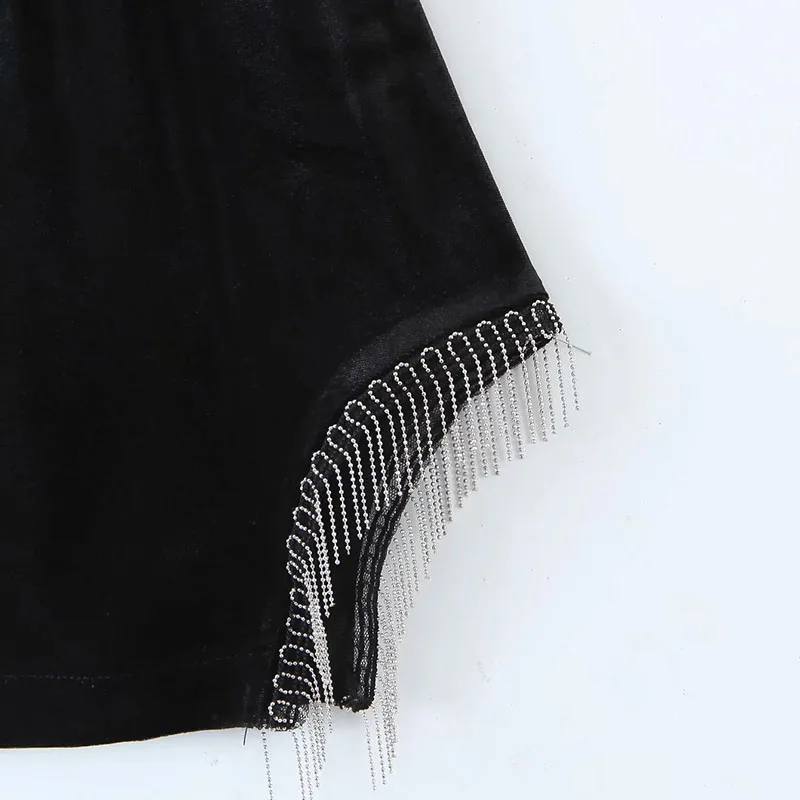 Women's Velvet Mini Skirt Fashion Sexy Black Tassel Decorated Short Style with High Waist 2021 New Summer Women's Clothing
Women's Velvet Mini Skirt Fashion Sexy Black Tassel Decorated Short Style with High Waist 2021 New Summer Women's Clothing