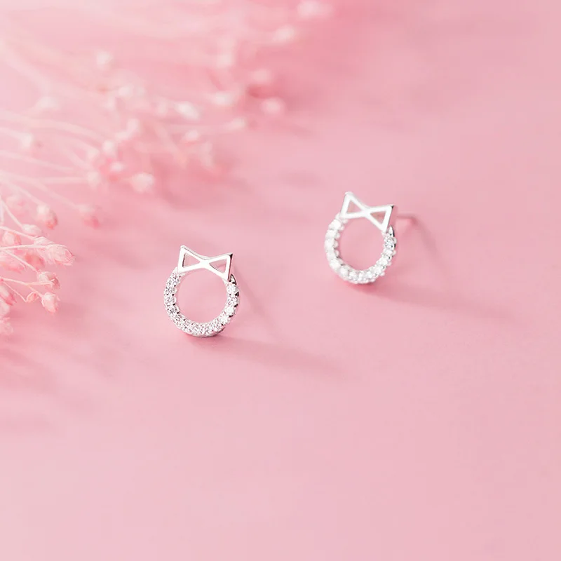 La Monada Korean Minimalist Women Earrings Silver 925 Fine Jewelry Beautiful Bowknot Circle Silver 925 Stud Earrings For Women
La Monada Korean Minimalist Women Earrings Silver 925 Fine Jewelry Beautiful Bowknot Circle Silver 925 Stud Earrings For Women
