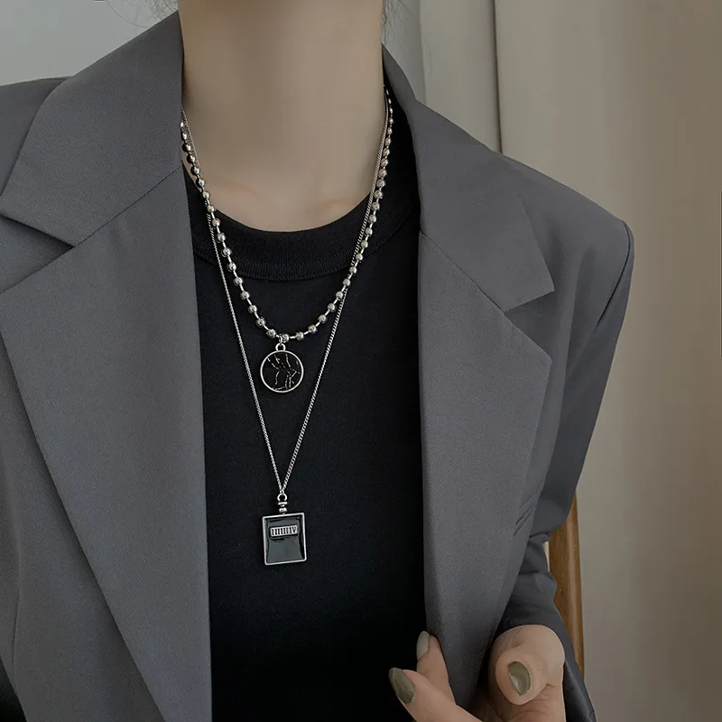 Fashion hip-hop double layered necklace female sweater chain male long wild clavicle chain hot sale
Fashion hip-hop double layered necklace female sweater chain male long wild clavicle chain hot sale