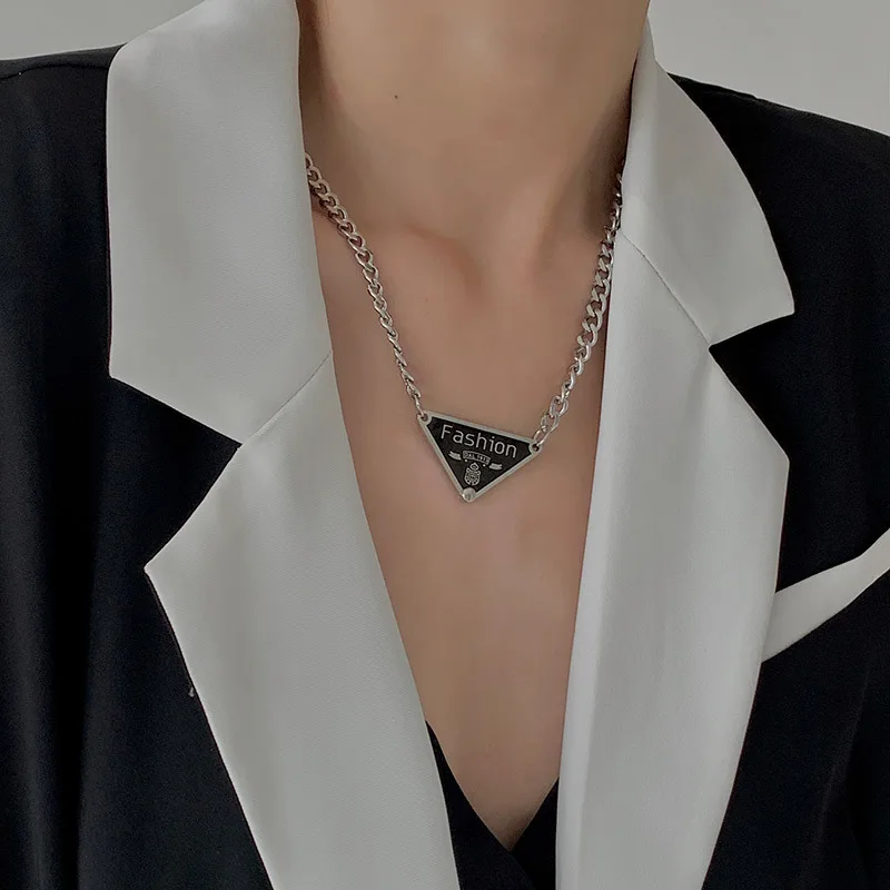 Inverted Triangle European And American Niche Necklace For Women Titanium Steel Letter Clavicle Choker High-End Jewelry Gifts
Inverted Triangle European And American Niche Necklace For Women Titanium Steel Letter Clavicle Choker High-End Jewelry Gifts