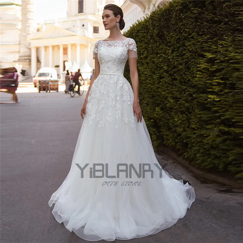 YILIBERE Lace Wedding Dress Short Sleeve O-Neck Plus Size Luxury Lace Appliques Tulle Cathedral Train Robe Fluffy skirt
YILIBERE Lace Wedding Dress Short Sleeve O-Neck Plus Size Luxury Lace Appliques Tulle Cathedral Train Robe Fluffy skirt