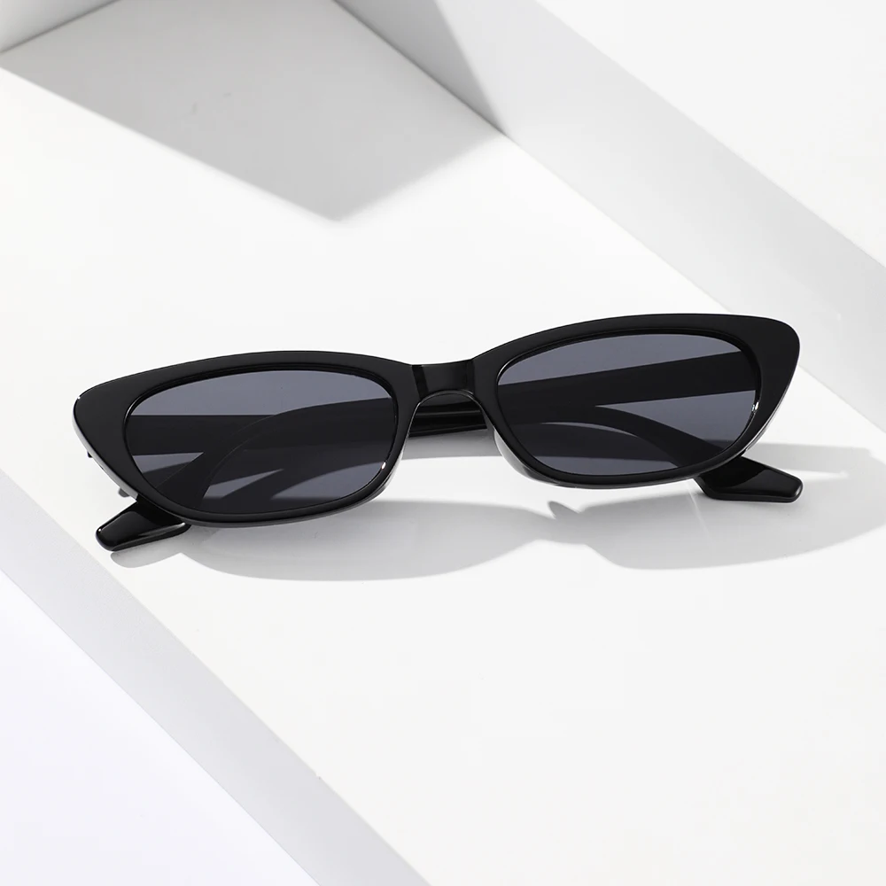 UEESHOP 1PCs New Women Rectangle Vintage Sunglasses Brand Designer Retro Points Female Lady Eyeglass Cat Eye
UEESHOP 1PCs New Women Rectangle Vintage Sunglasses Brand Designer Retro Points Female Lady Eyeglass Cat Eye