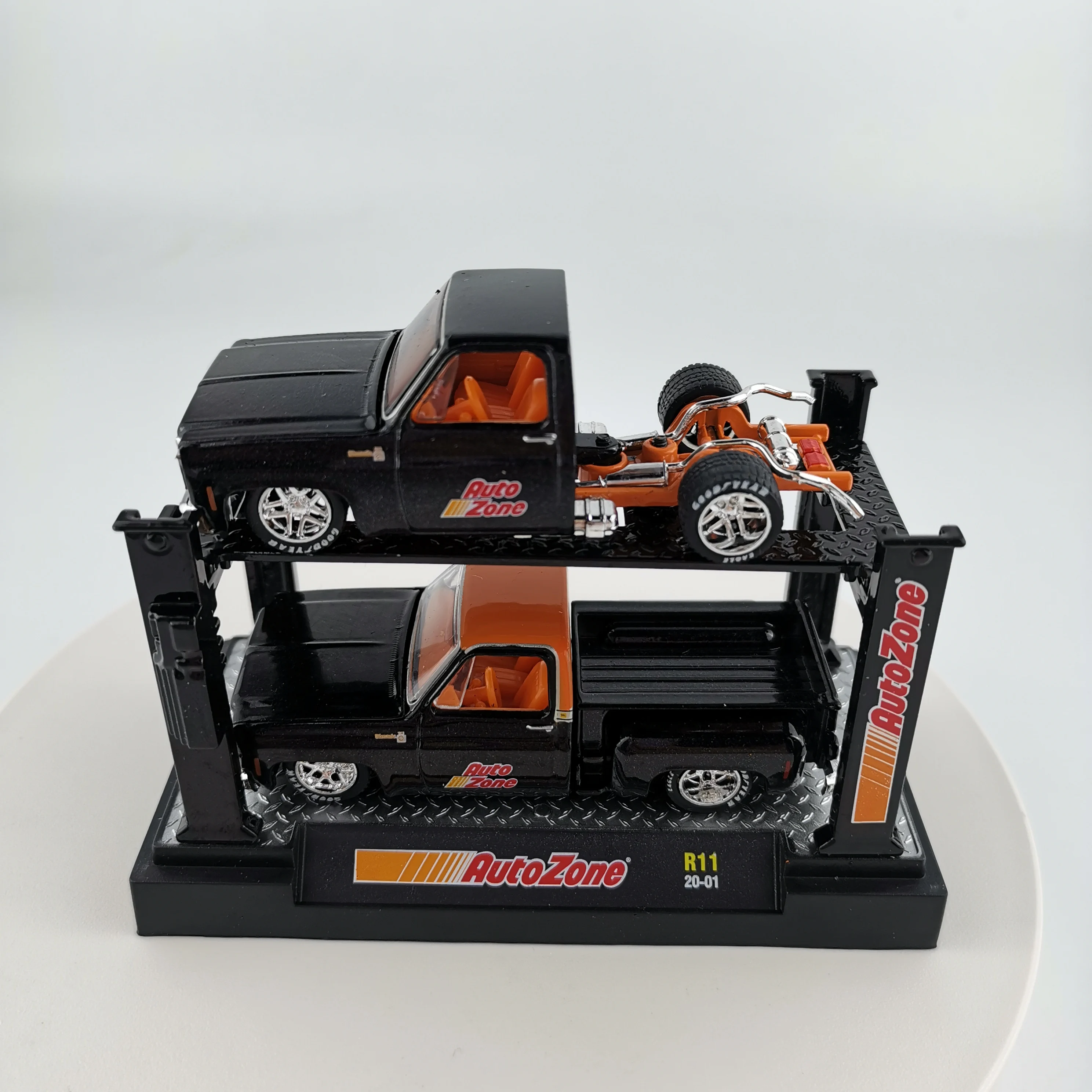 M2 1/64 Ford F-100 Dodge super bee версия для двух автомобилей с металлическим кронштейном модель из сплава Ограниченная Коллекция
M2 1/64 Ford F-100 Dodge super bee версия для двух автомобилей с металлическим кронштейном модель из сплава Ограниченная Коллекция