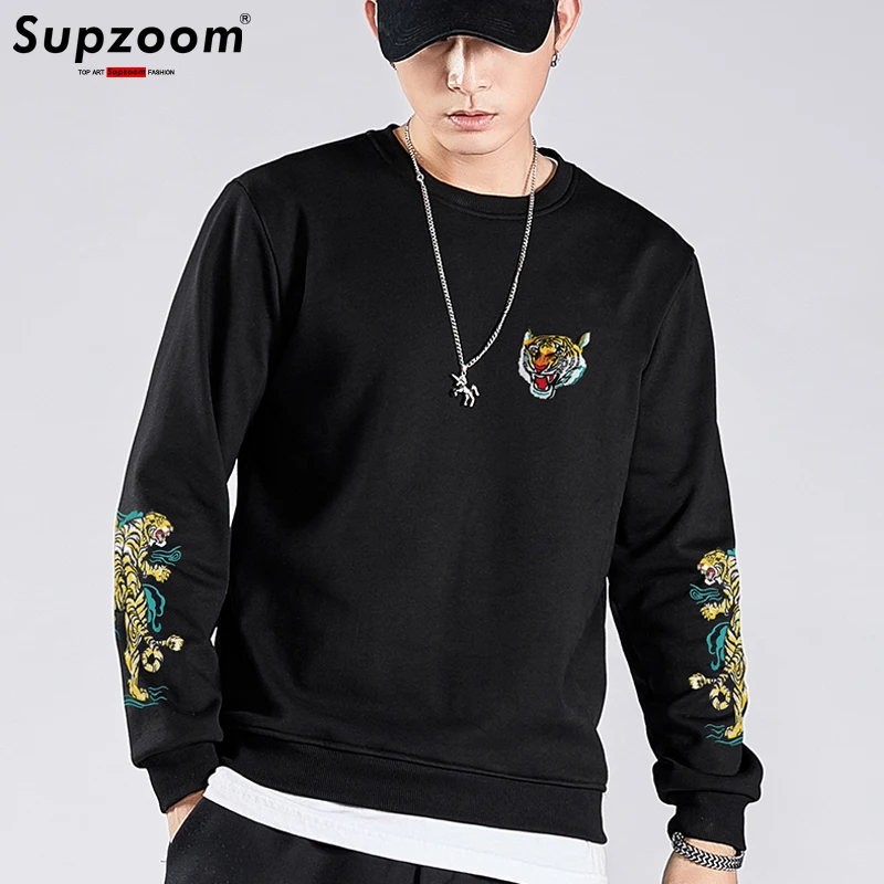 Supzoom 2021 Новое поступление модный топ с круглым вырезом хлопковый вышитый тигр голова в китайском национальном стиле свободный полный Повсе...
Supzoom 2021 Новое поступление модный топ с круглым вырезом хлопковый вышитый тигр голова в китайском национальном стиле свободный полный Повсе...